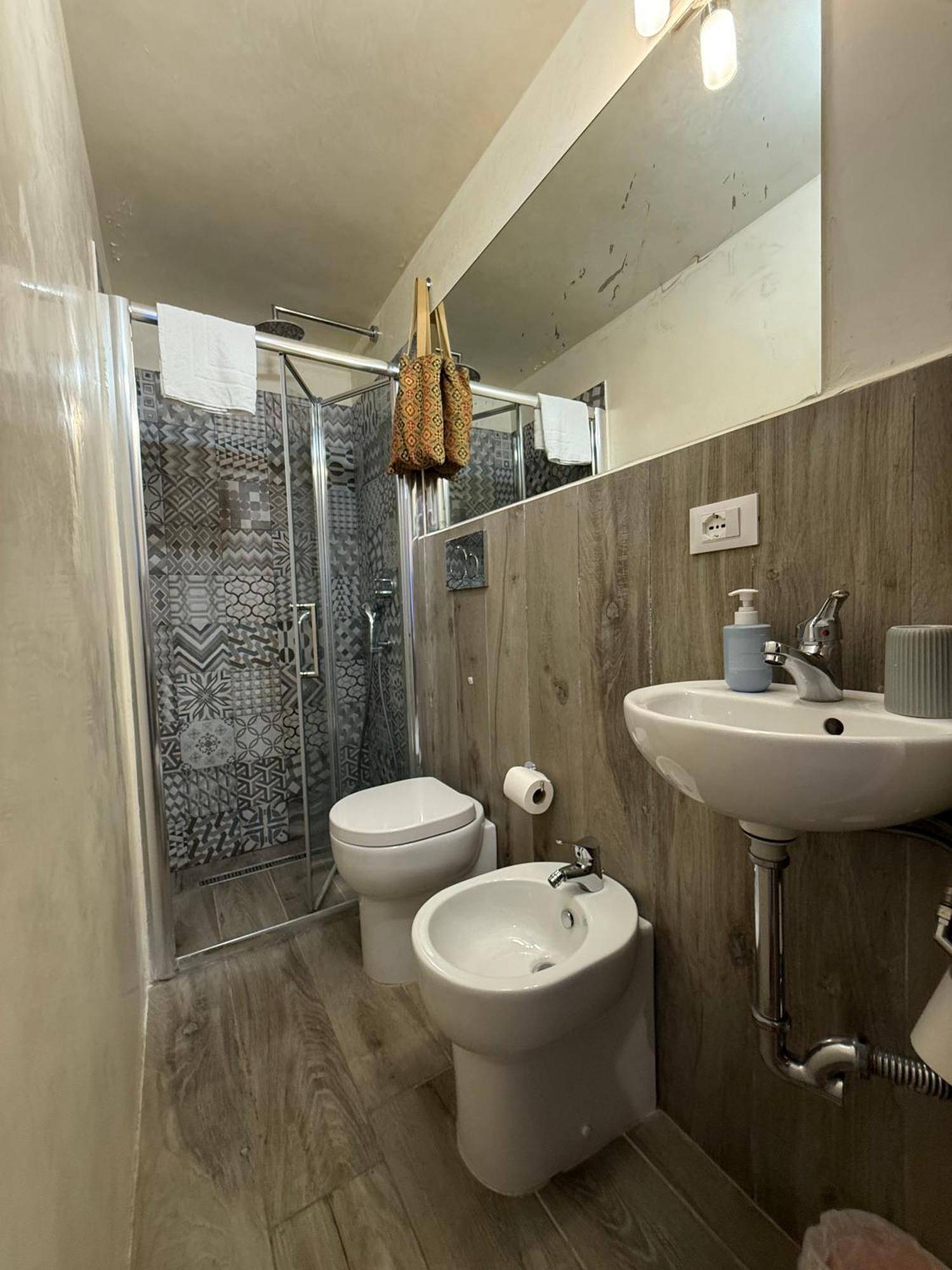 Apartamento Nel Bel Mezzo Di Pisa Exterior foto