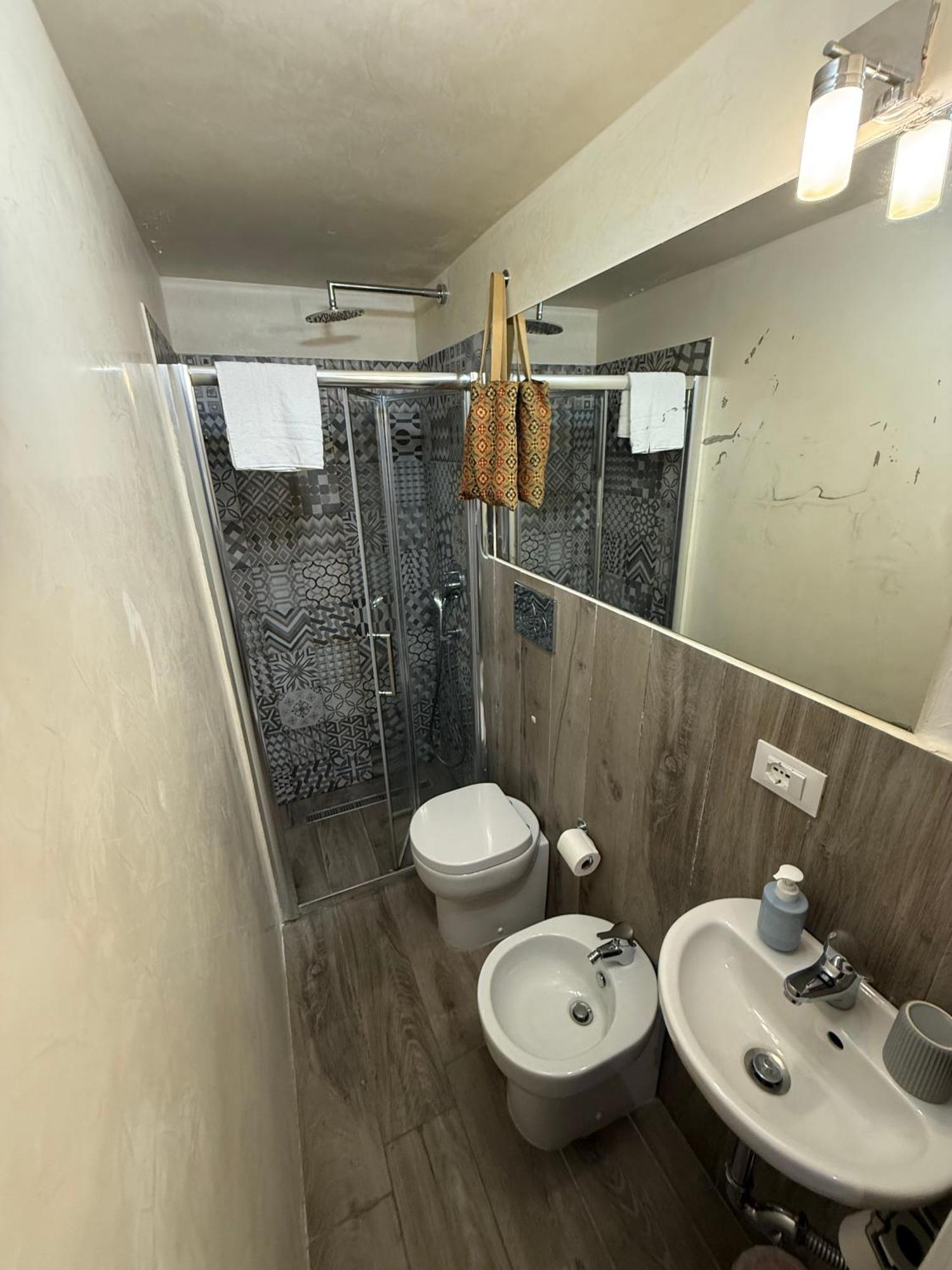 Apartamento Nel Bel Mezzo Di Pisa Exterior foto